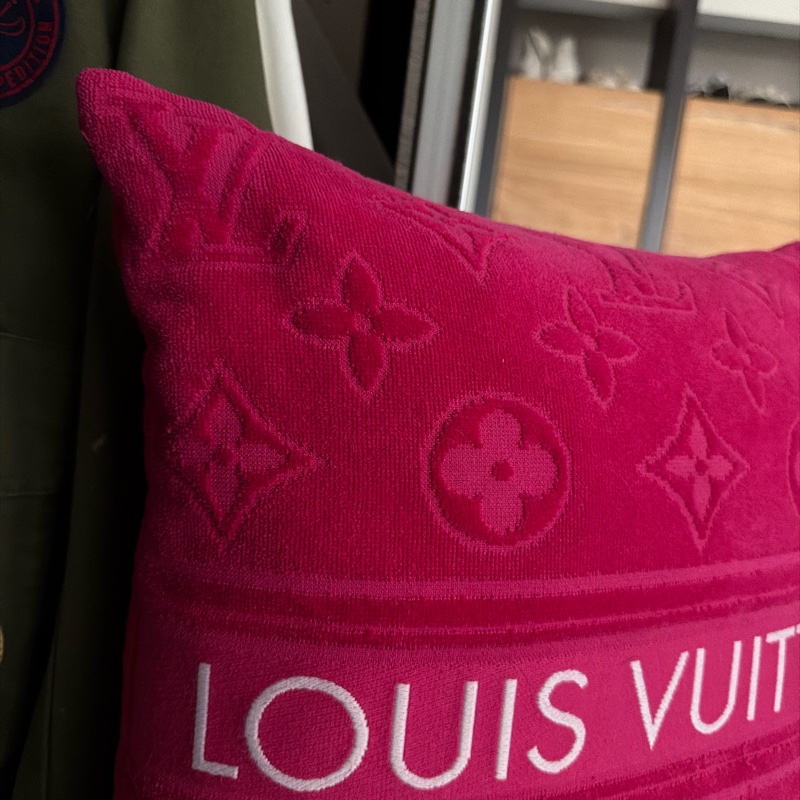Lv 毛巾步抱枕-2