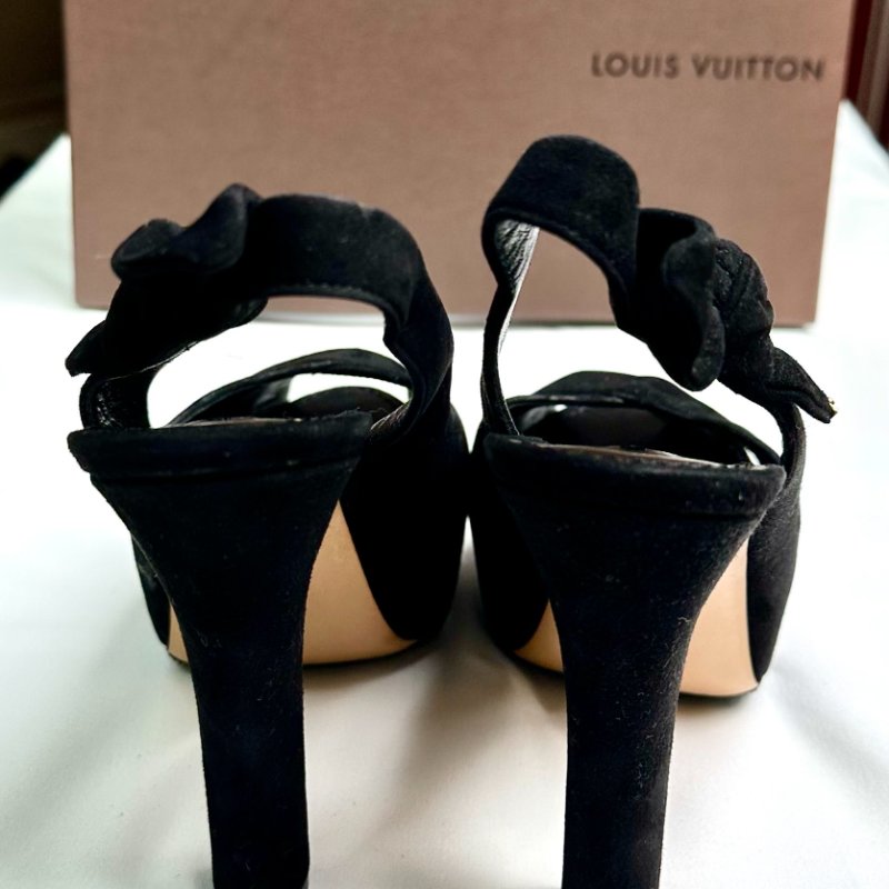 Louis Vuitton 黑色麂皮後繫帶涼鞋 鞋碼37.5-6