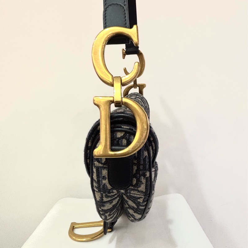 DIOR深藍色刺繡老花馬鞍包-大-1