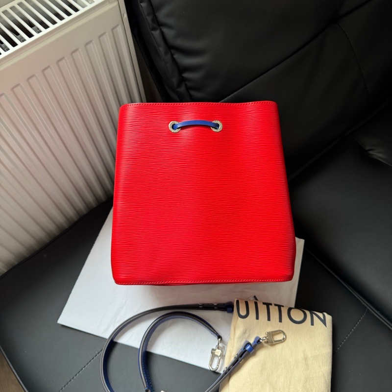 Lv 路易威登 紅色水波紋拼藍色內里 水桶包 18 年編碼+芯片共存 配件：有肩帶，塵袋-2