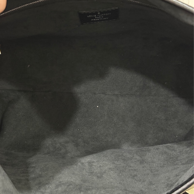 LV CARRYALL黑色銀鏈手提斜背包-11