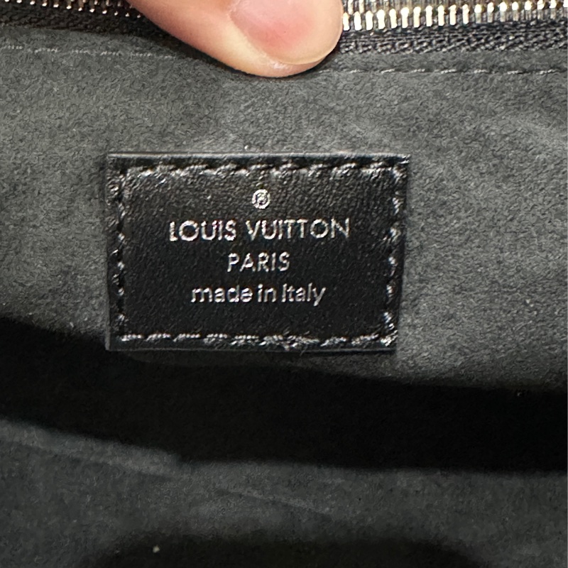 LV CARRYALL黑色銀鏈手提斜背包-12