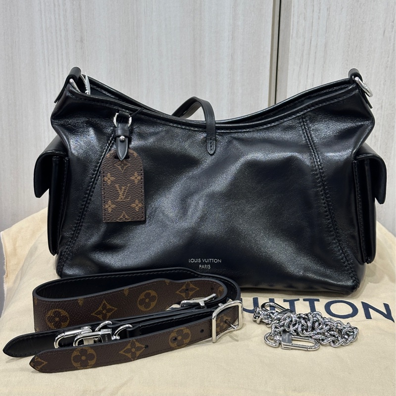 LV CARRYALL黑色銀鏈手提斜背包-19
