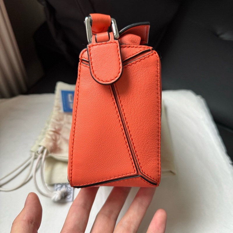 Loewe 羅意威 橙色 Puzzlemini 幾何包 19 年編碼  配件：防塵-1