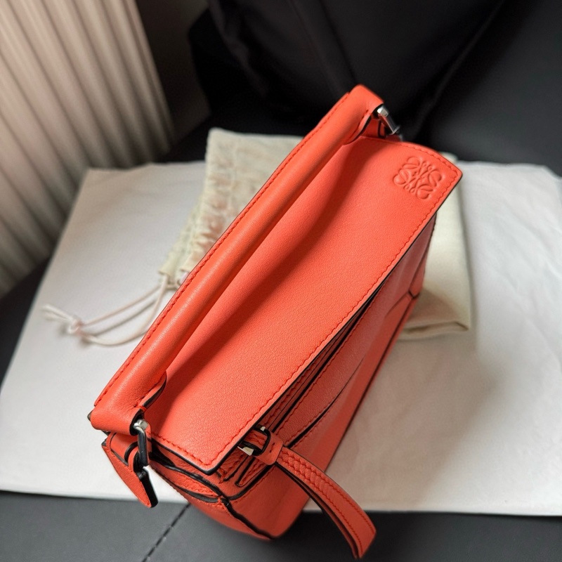 Loewe 羅意威 橙色 Puzzlemini 幾何包 19 年編碼  配件：防塵-5