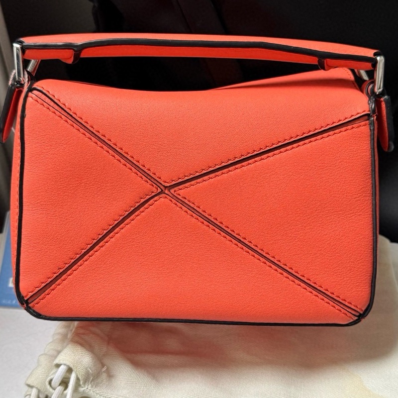Loewe 羅意威 橙色 Puzzlemini 幾何包 19 年編碼  配件：防塵-8