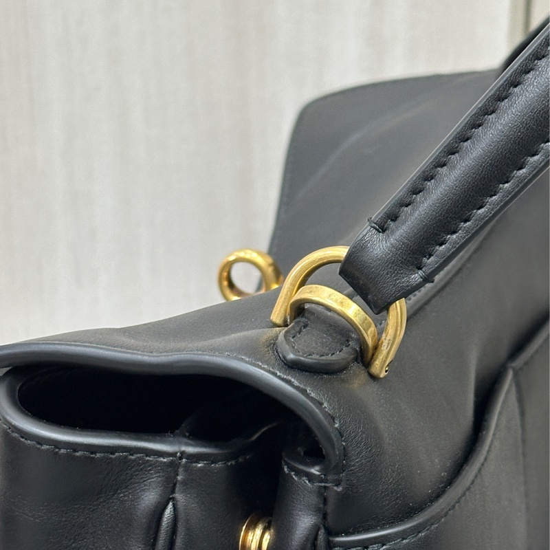 Balenciaga Radeo 黑色斜背包-14