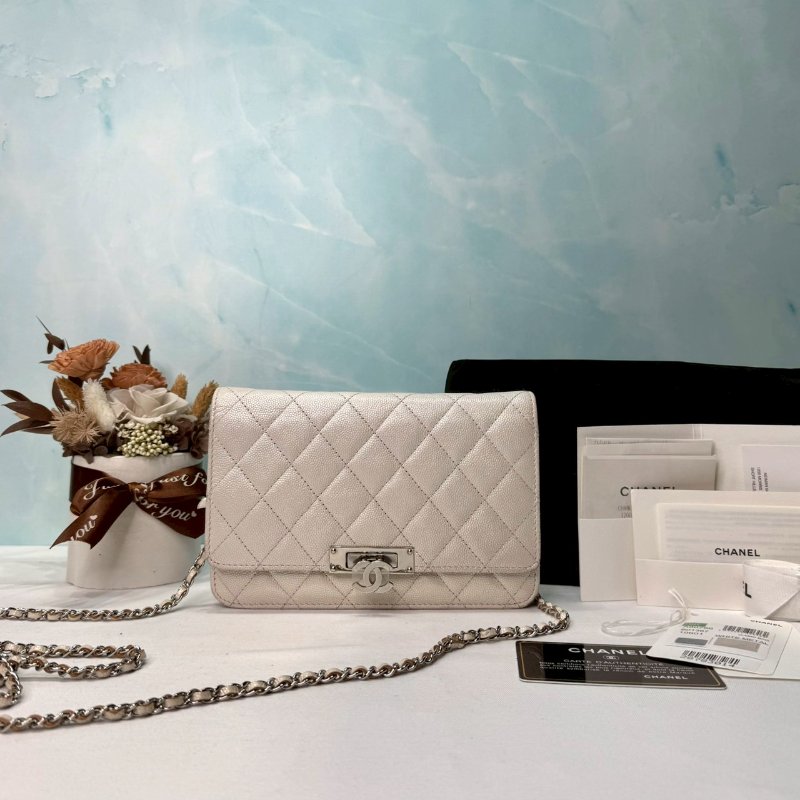 CHANEL 19K荔枝牛woc鏈帶包-0