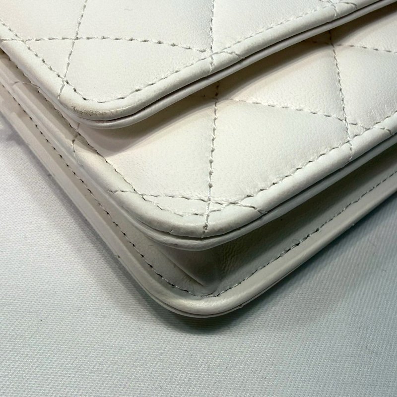 CHANEL 23C 小羊皮WOC足球鏈帶包-8