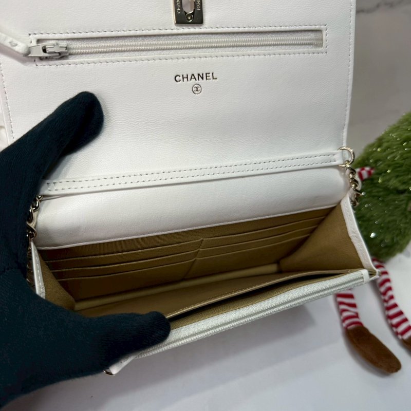 CHANEL 23C 小羊皮WOC足球鏈帶包-4