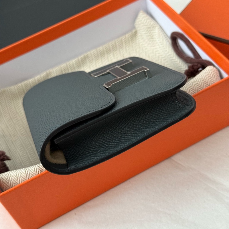 閒置新，未使用 hermes愛馬仕康康 琺瑯扣slim  E皮 W刻 24年霧灰色最新琺瑯扣-3