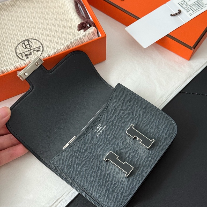 閒置新，未使用 hermes愛馬仕康康 琺瑯扣slim  E皮 W刻 24年霧灰色最新琺瑯扣-6