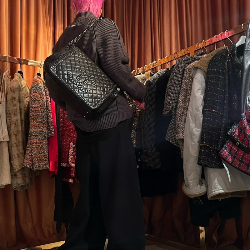 Chanel 黑銀菱格大雙C翻蓋肩背包牛皮32*20*9  98新配件塵袋-1