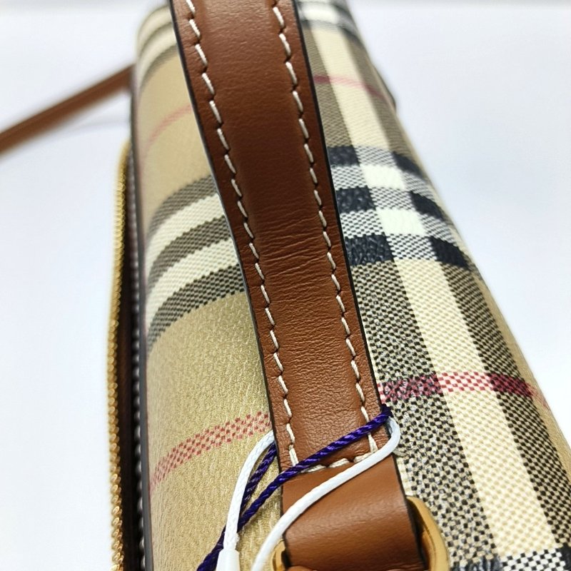 BURBERRY卡其色塗層帆布單肩包手提包斜挎包金色五金可拆卸肩帶 9.8新-8