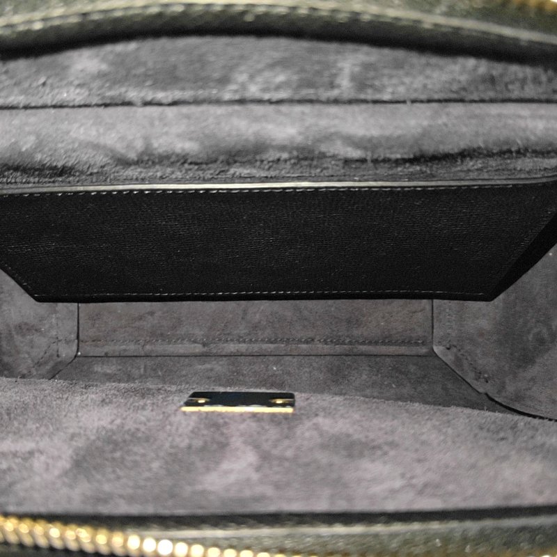 CELINE BELT Micro黑色牛皮鯰魚包單肩包斜挎包金色五金可拆卸肩帶-6