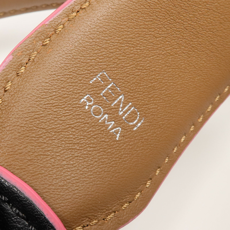 FENDI 牛皮皮革Shoulder Strap銀扣肩帶-4