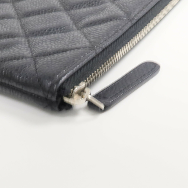 CHANEL 牛皮皮革Pouch銀扣手拿包-8