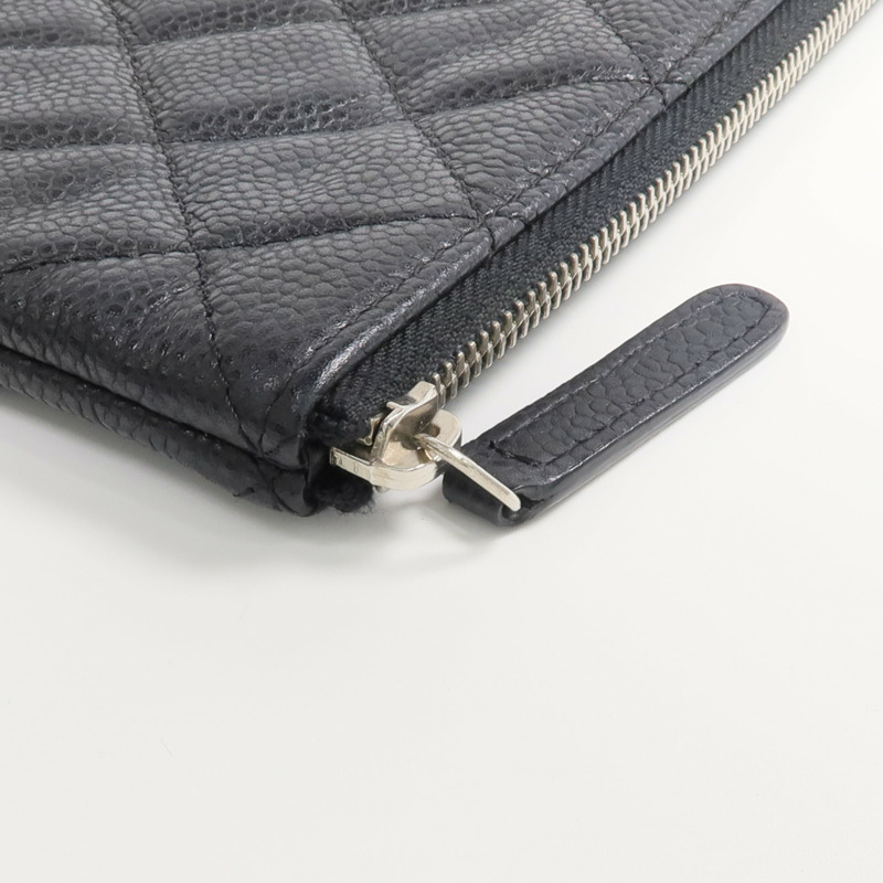 CHANEL 牛皮皮革Pouch銀扣手拿包-9