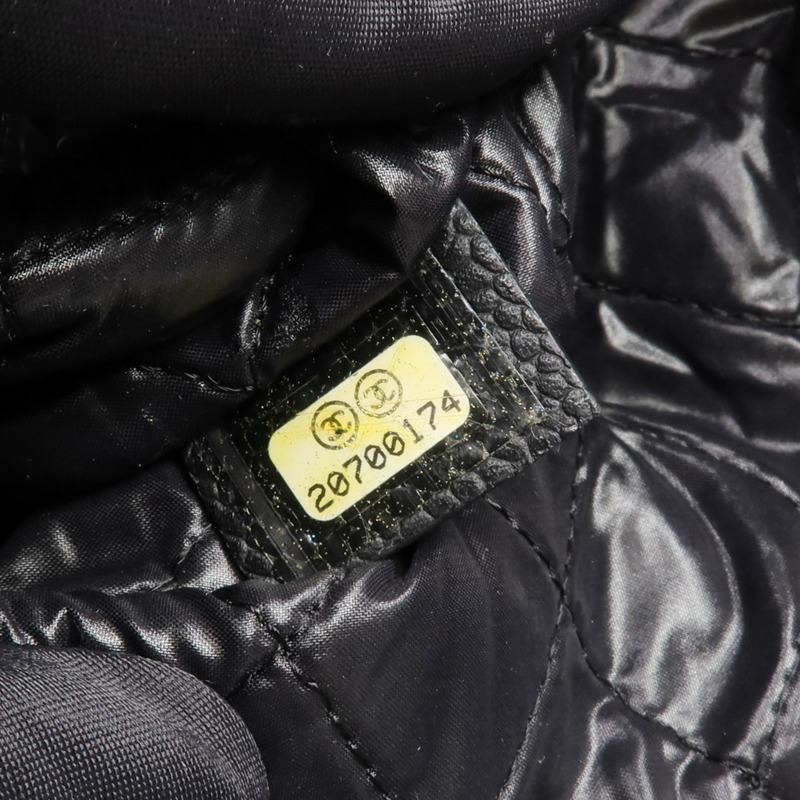 CHANEL 牛皮皮革Pouch銀扣手拿包-13