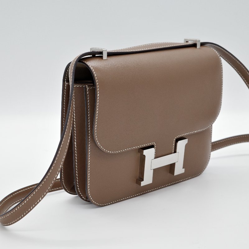 Hermès愛馬仕Constance Mini 大象灰 Epsom 牛皮 肩背包-4