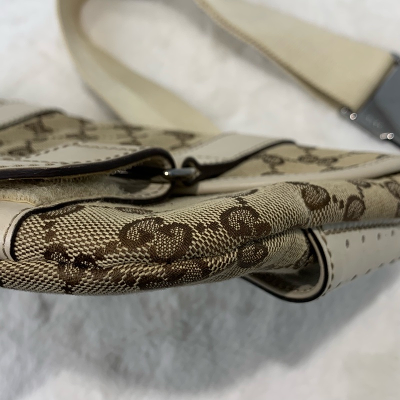 Gucci老花圖案帆布胸或腰包-4