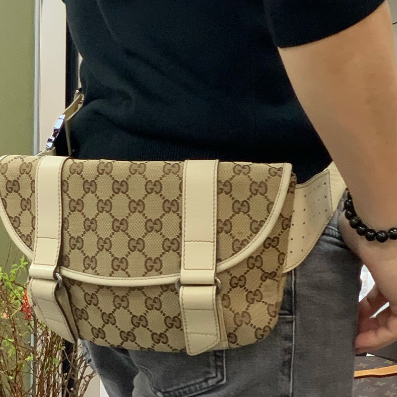 Gucci老花圖案帆布胸或腰包-9