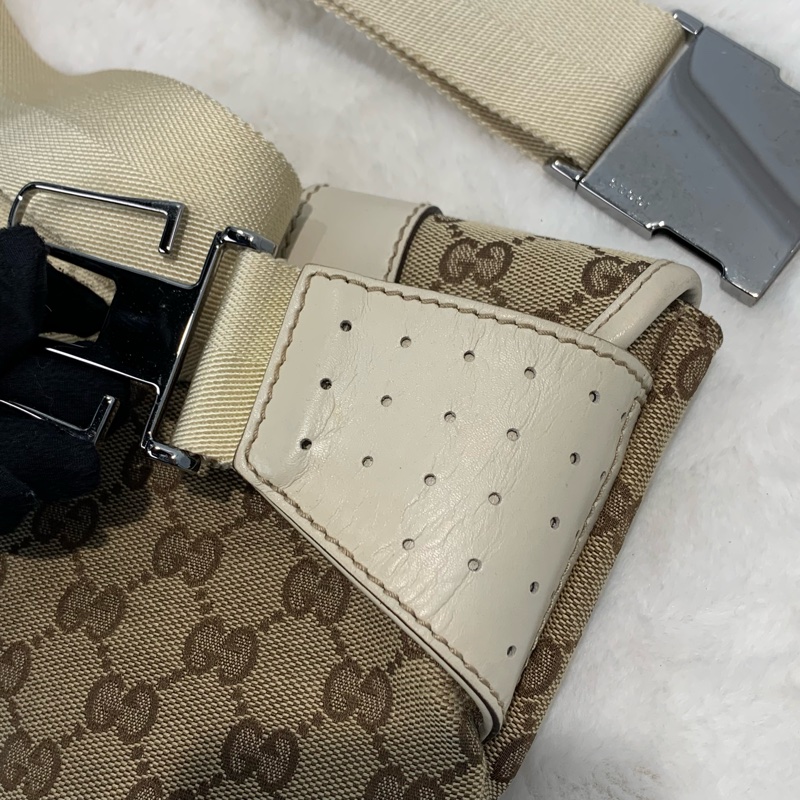 Gucci老花圖案帆布胸或腰包-10