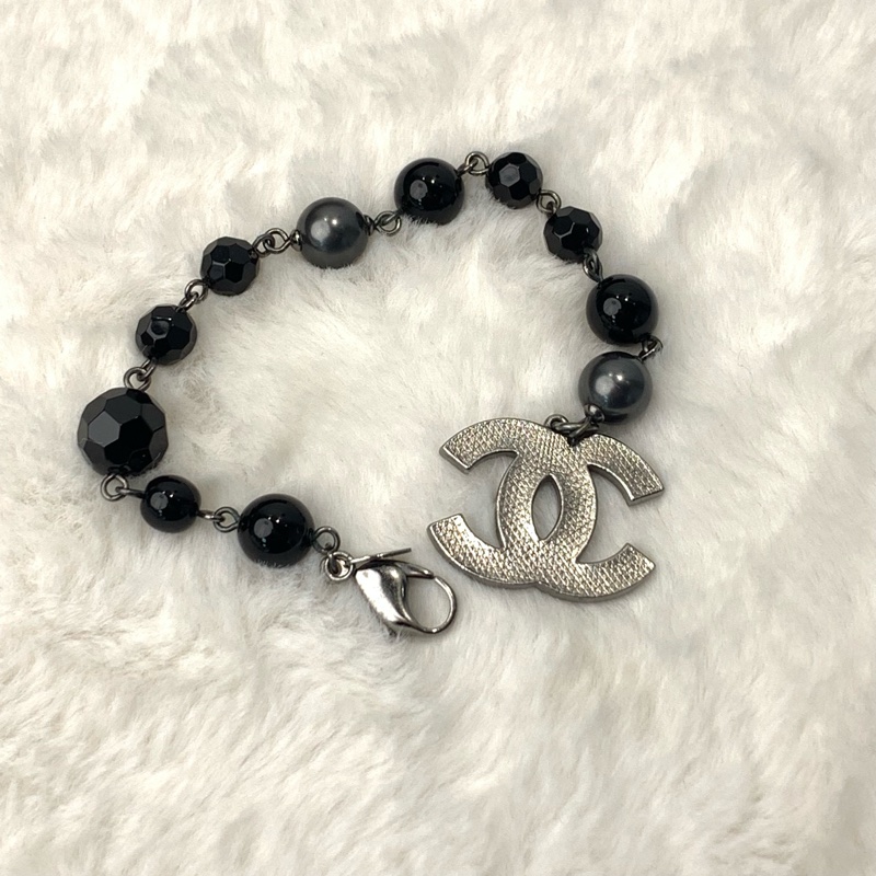 Chanel黑色配灰色珍珠手鏈大logo-0