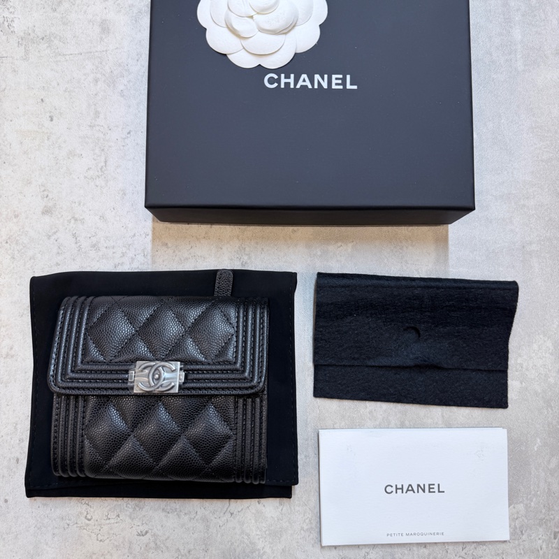 Chanel Boy銀扣 三折短夾 全新🆕-10