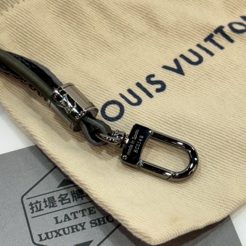 LV 手鍊 95成新-7