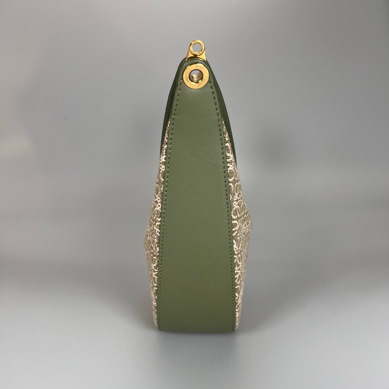 LOEWE  牛油果綠帆布 LUNA包 小號-2