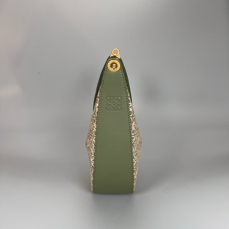 LOEWE  牛油果綠帆布 LUNA包 小號-3