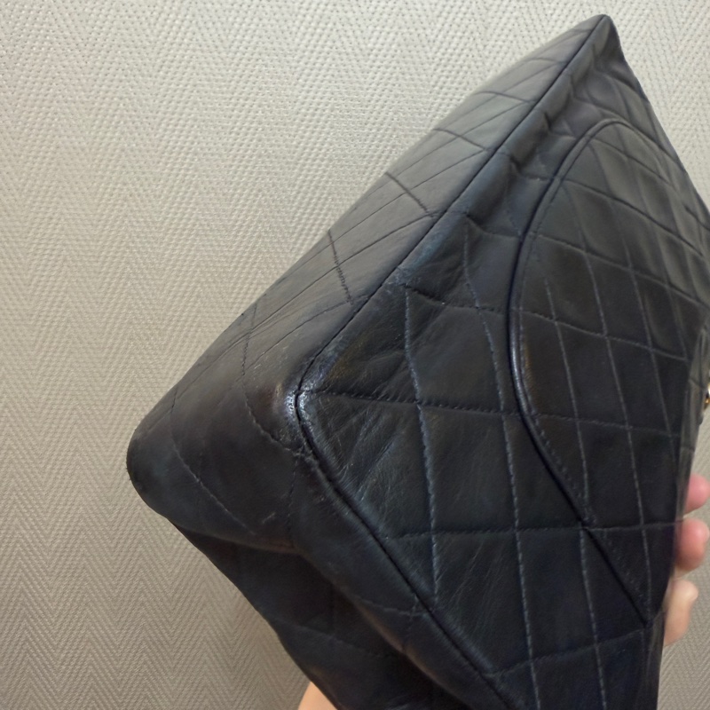 Chanel 黑羊皮金釦Coco25-12