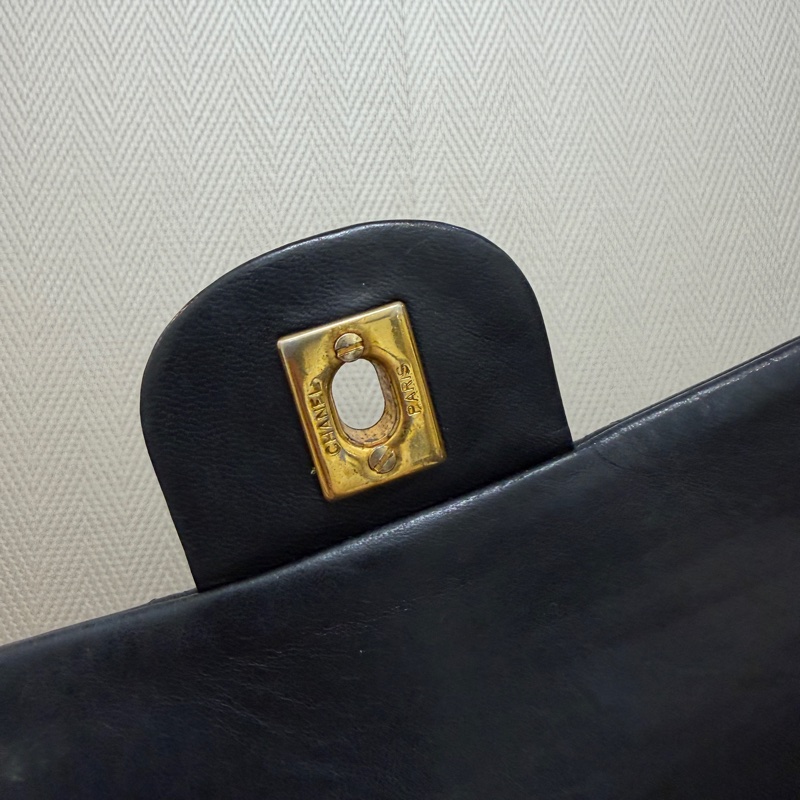 Chanel 黑羊皮金釦Coco25-14