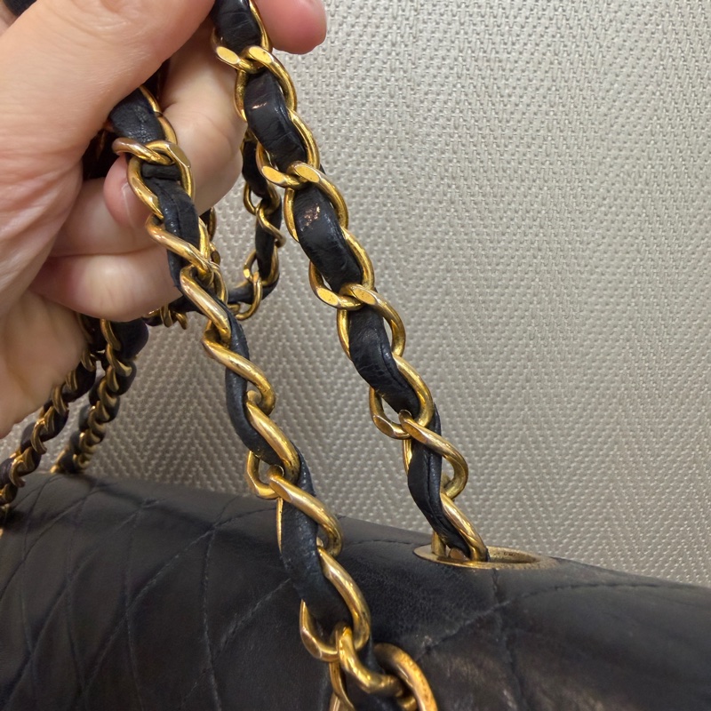 Chanel 黑羊皮金釦Coco25-21