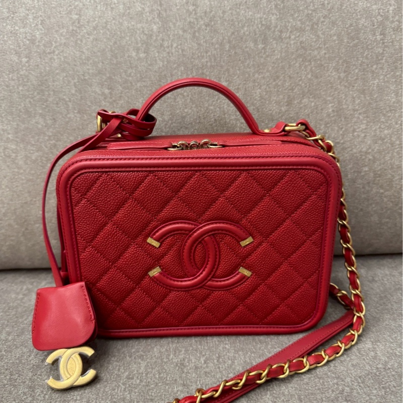 香奈兒紅色荔枝皮相機包-0