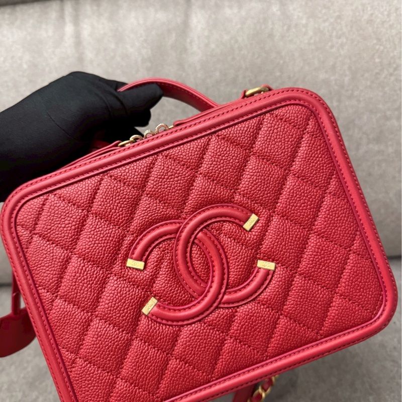香奈兒紅色荔枝皮相機包-1