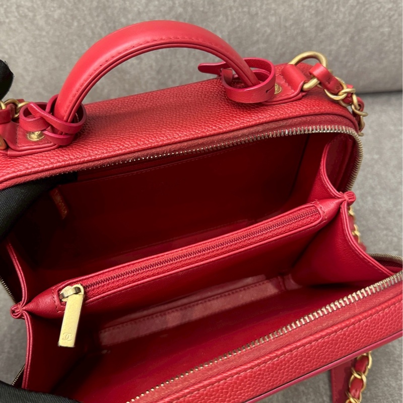 香奈兒紅色荔枝皮相機包-7