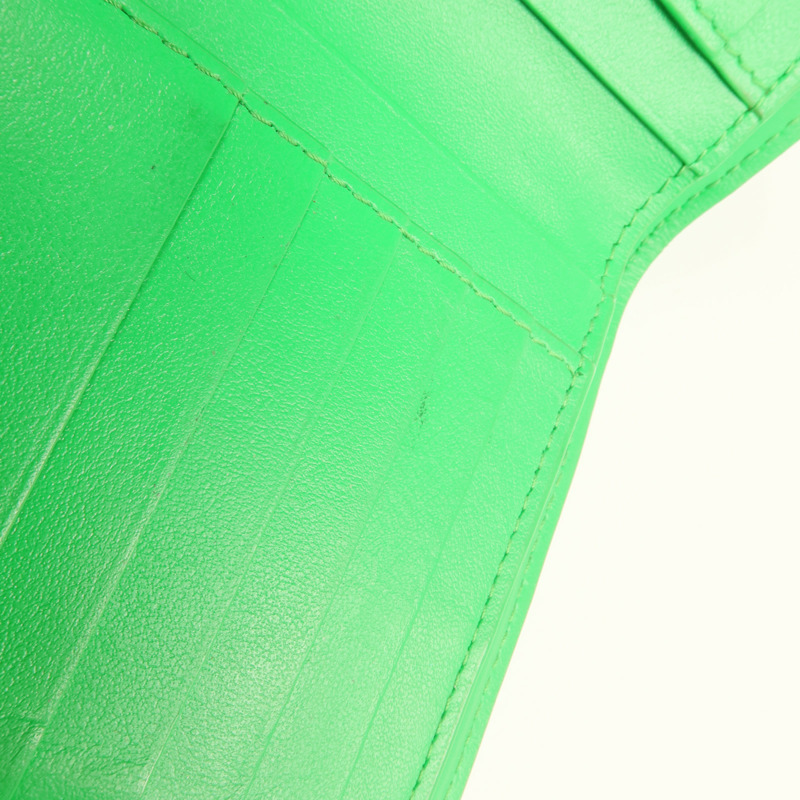 BOTTEGA VENETA 羊皮皮革Wallet金扣錢包-14