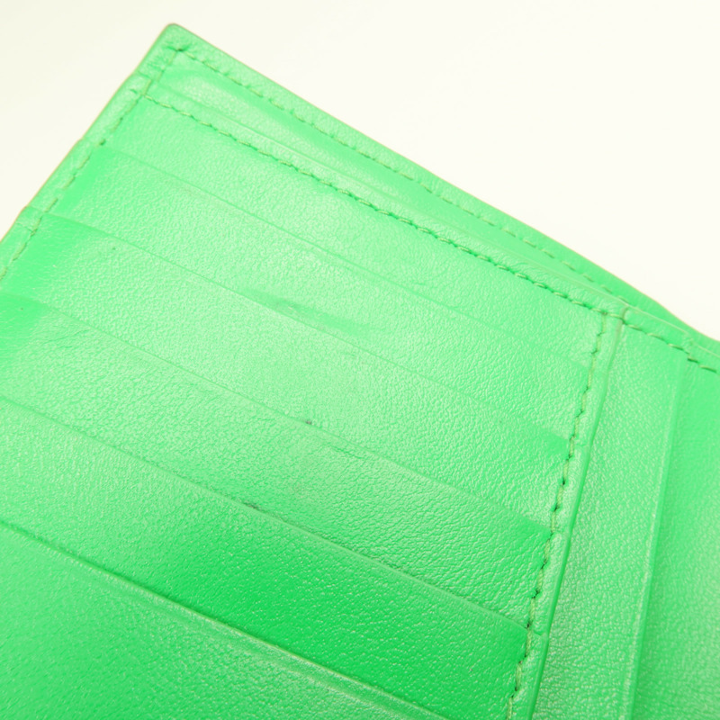 BOTTEGA VENETA 羊皮皮革Wallet金扣錢包-15