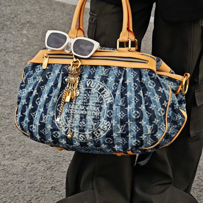 LV牛仔原花帆布限定手提側背包M95336-1
