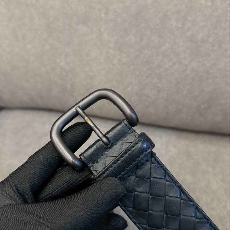 BV黑色編織皮帶-5