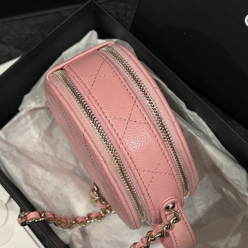 香奈兒/Chanel 粉色牛皮淺金扣手柄小圓餅鏈條斜背包-2