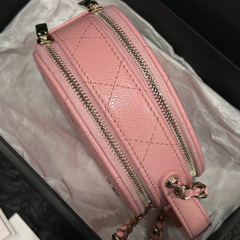 香奈兒/Chanel 粉色牛皮淺金扣手柄小圓餅鏈條斜背包-3
