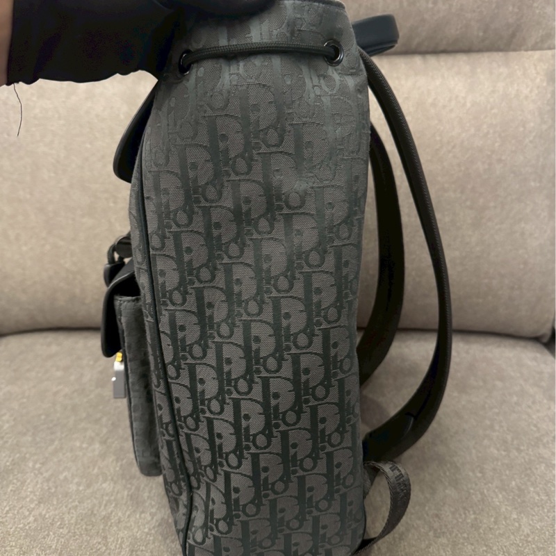 DIOR新款翻蓋後背包-2