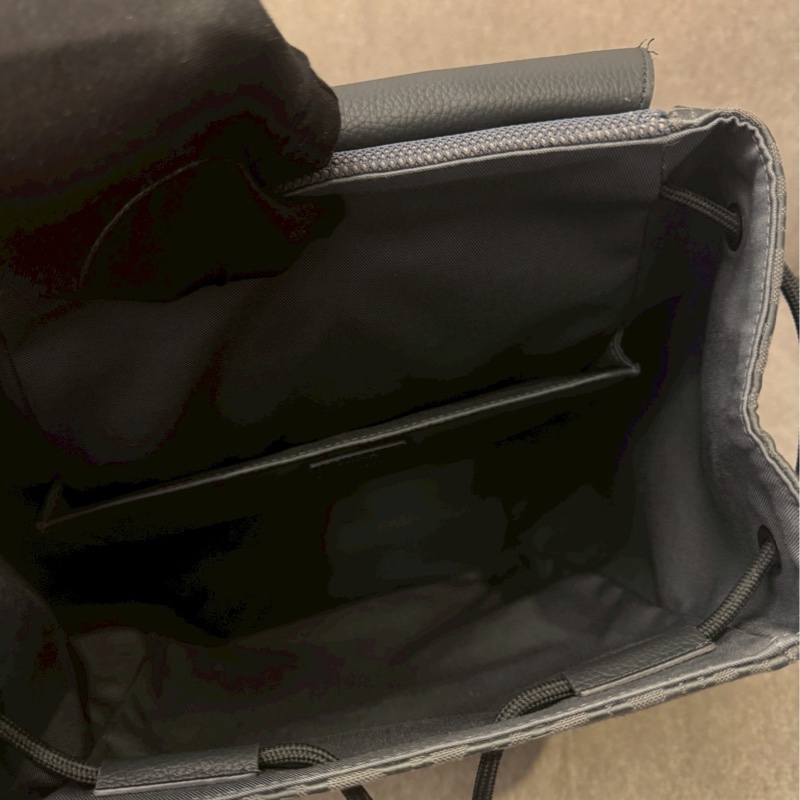 DIOR新款翻蓋後背包-6