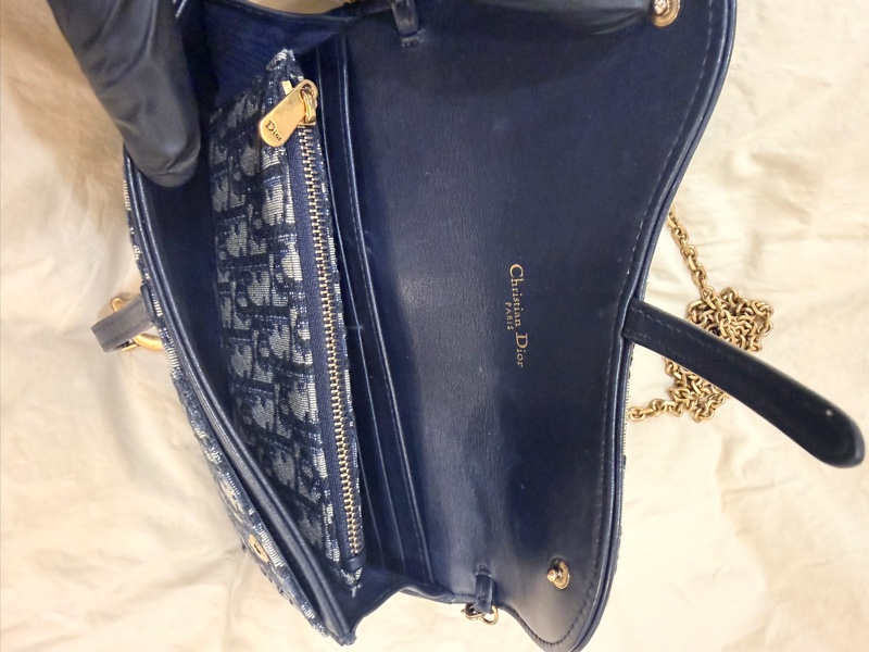 Christian DIOR 迪奧 Saddle 經典藍色緹花 WOC 二合一 手拿 長夾 斜背 金鍊馬鞍包-6