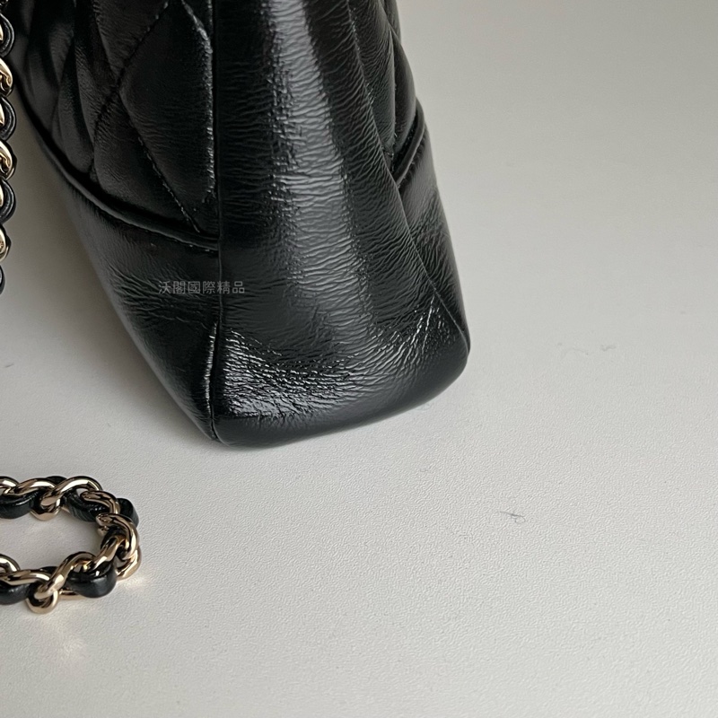 CHANEL 31bag mini 手提／斜背包（黑金）-8
