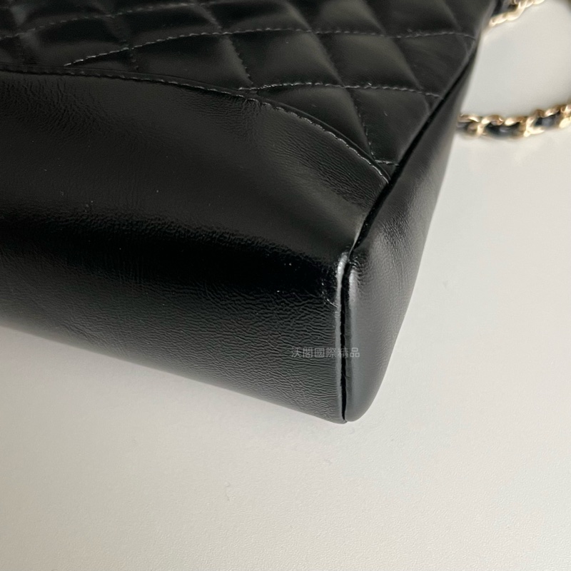 CHANEL 31bag mini 手提／斜背包（黑金）-12