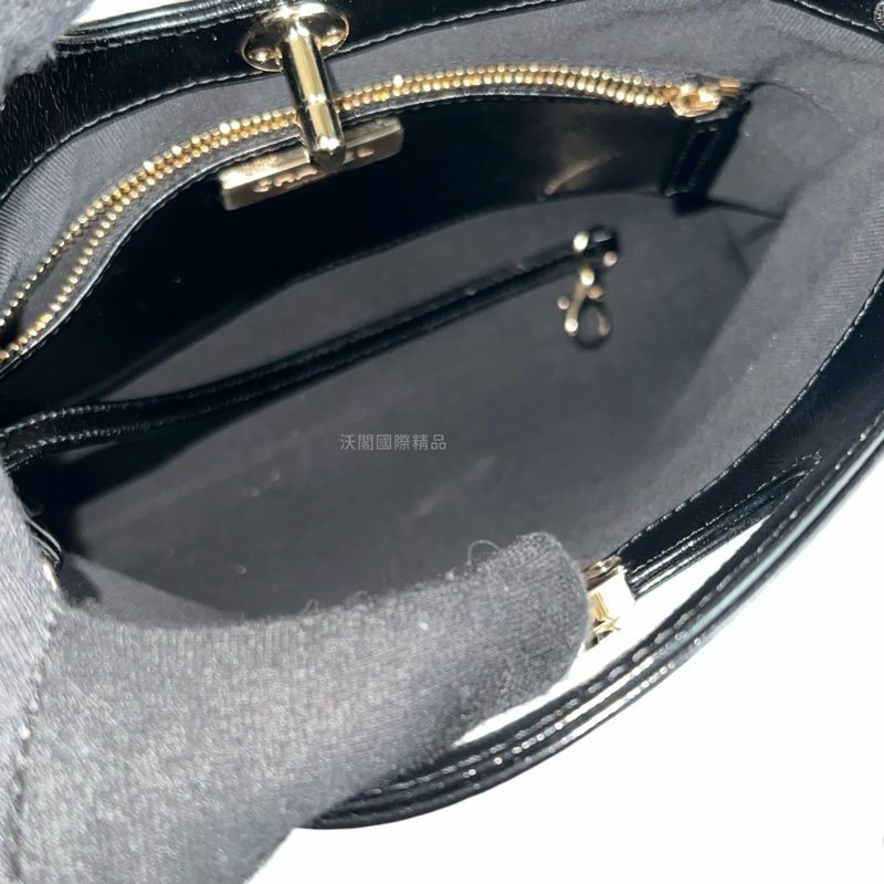 CHANEL 31bag mini 手提／斜背包（黑金）-13